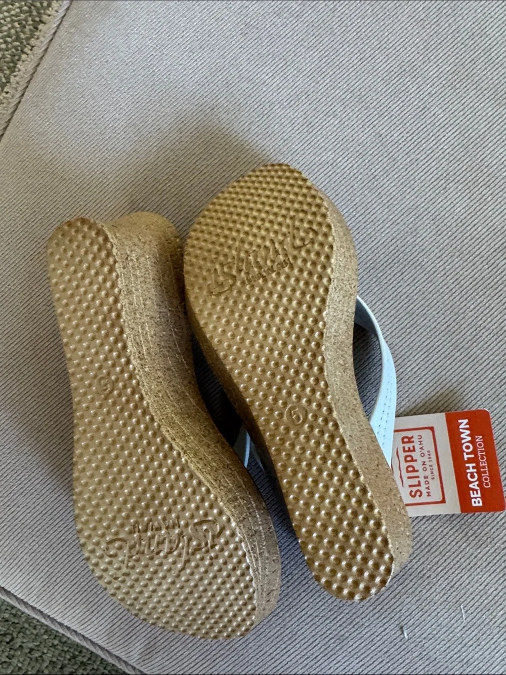 Island Slipper Women's White Strap Sandals with Navy Footbed